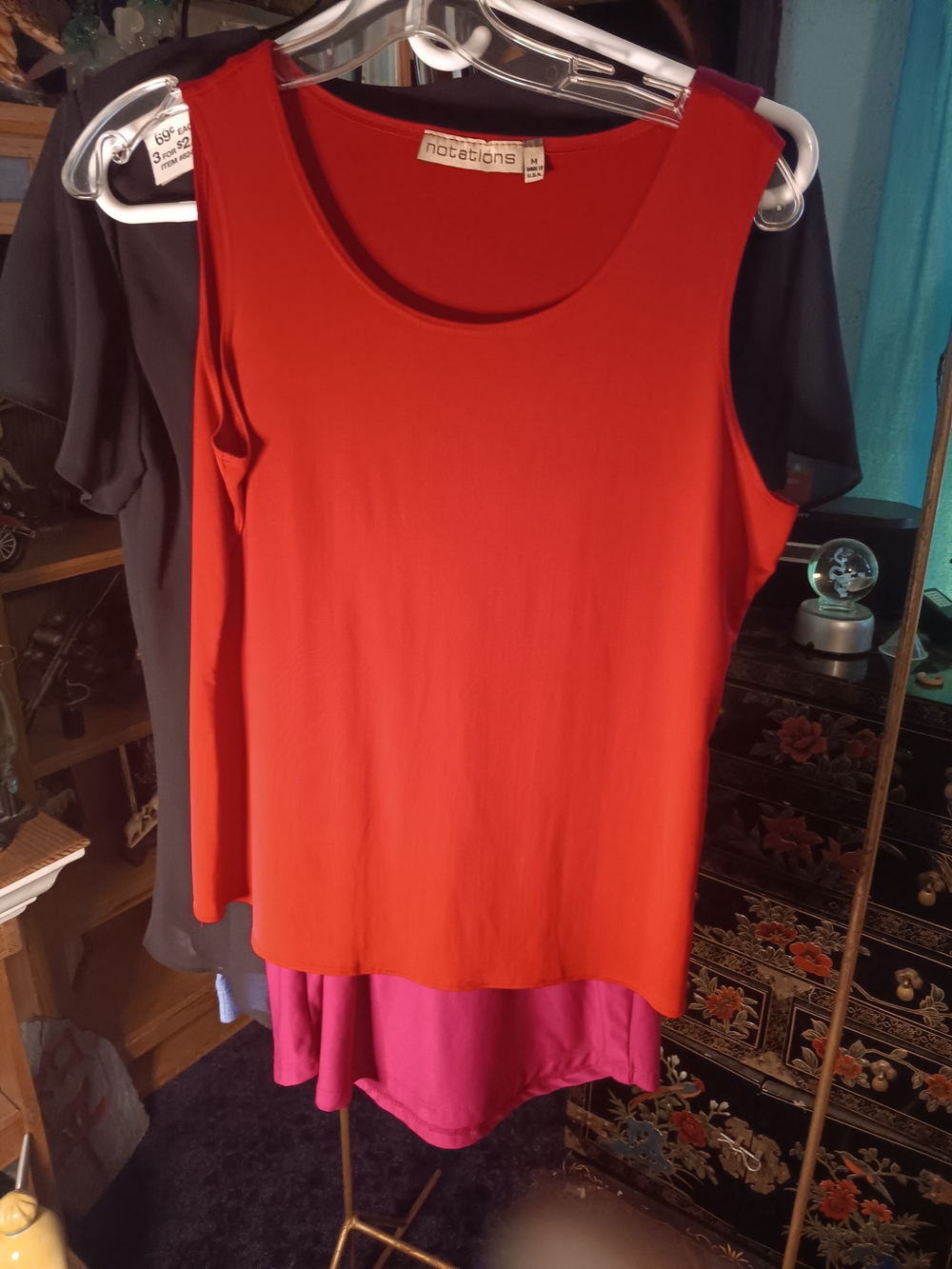 Notations Red Scoop Neck Sleeveless Tank Top